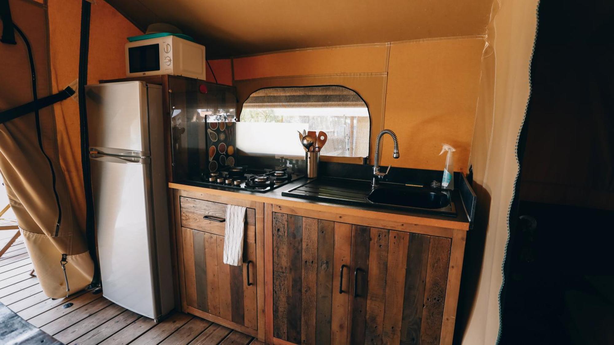 Camping La Pree Les Portes-en-Ré Szoba fotó
